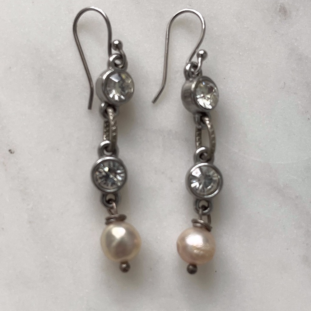 Pink pearl drop earrings